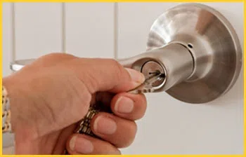 Exclusive Locksmith Service Teaneck, NJ 201-762-6449 - 16-emergency-unlock