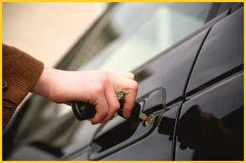 Exclusive Locksmith Service Teaneck, NJ 201-762-6449 - 18-car-unlock